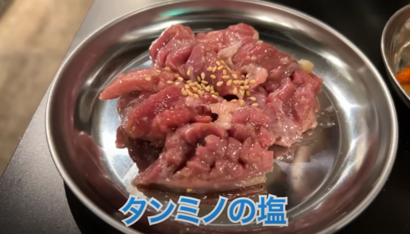 【動画あり】お酒100円！ホルモン500円！ピリ辛肉が旨すぎな焼肉屋「本元 野毛店」に行ってきた