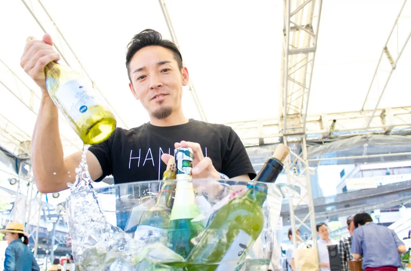 甲府駅前でワイン200銘柄を飲み比べ！「蔵出しワインバー」を4年ぶりに開催！