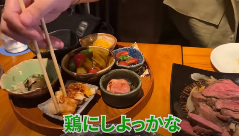 【動画あり】ワイン＆日本酒が100円！？コスパ崩壊酒場「日本酒とワイン ヒカリ」に行ってきた
