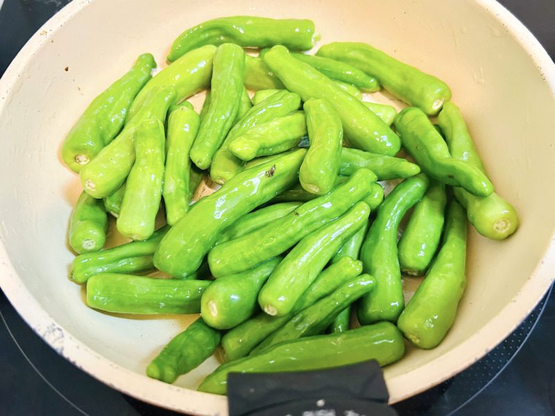 【レシピ】夏野菜を美味しくいただく！「ししとうの出汁バター炒め」