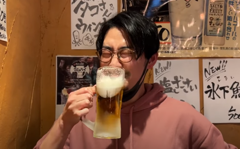 【動画あり】プレミアム焼酎「魔王」が500円！？百名店に選出された「立ち飲み 竜馬」に行ってきた