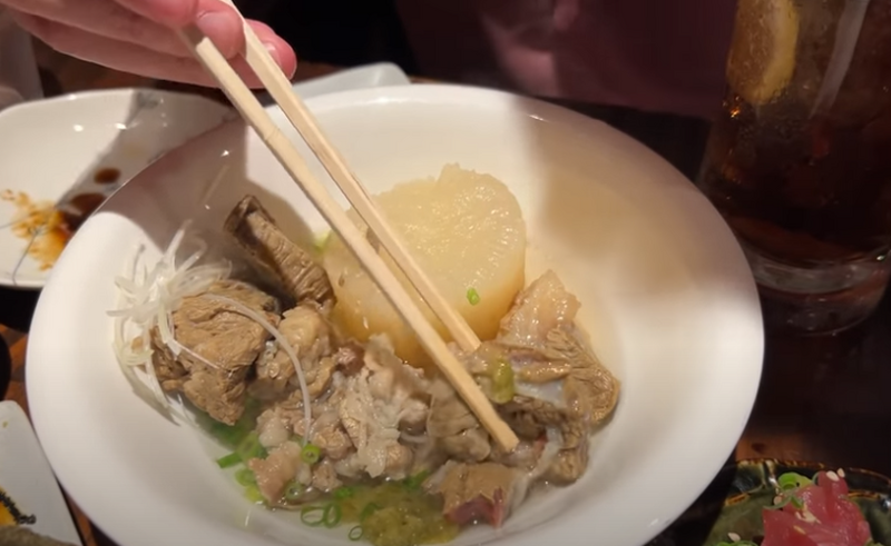 【動画あり】プレミアム焼酎「魔王」が500円！？百名店に選出された「立ち飲み 竜馬」に行ってきた