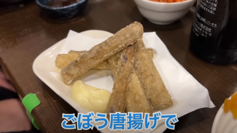 【動画あり】つまみ100円～！？錦糸町で人気の激安居酒屋「立ち呑み 粋」に行ってきた