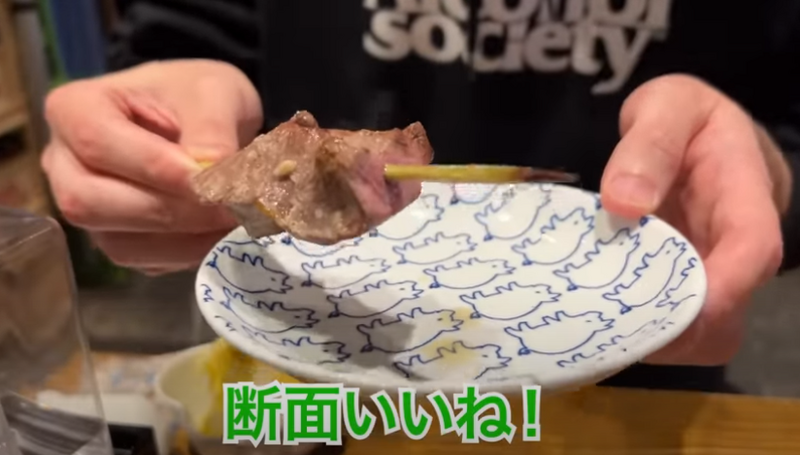 【動画あり】規格外サイズのもつ焼きが1本118円～！？「もつ焼き やまぴー」に行ってきた