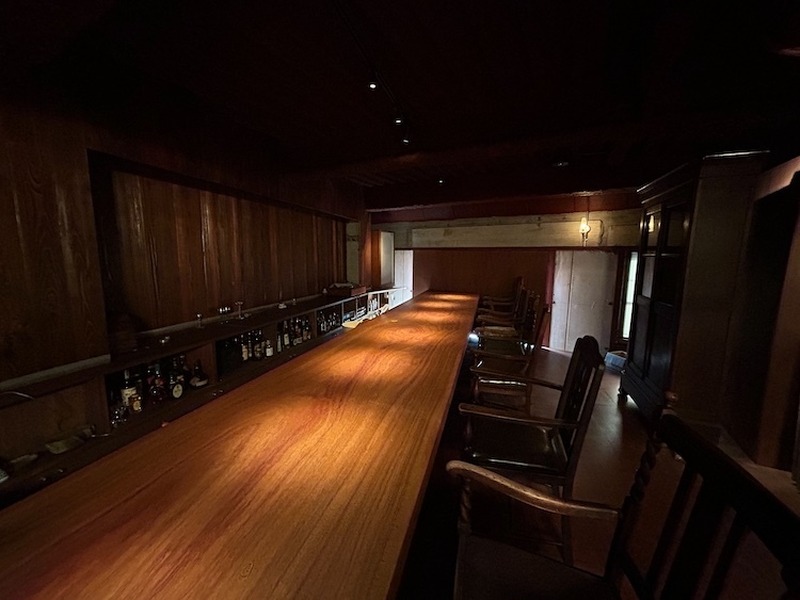 本格派ながら自由なオーセンティックバー！三軒茶屋に「bar cōmori」がオープン