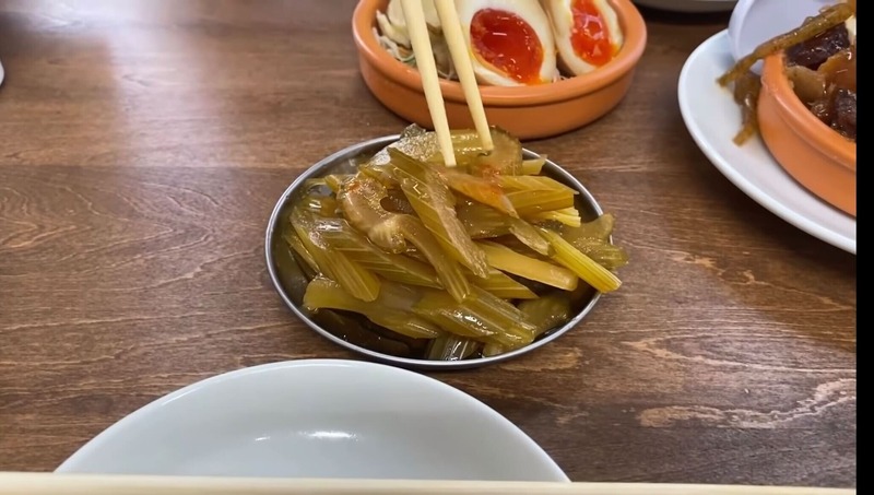 【動画あり】関西で大人気の食堂酒場「大衆食堂スタンド そのだ」に行ってみた