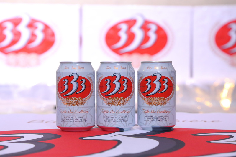 【レポート】アーティストから振舞い酒！今年のCaravan新年祭はベトナムビール「333」で乾杯