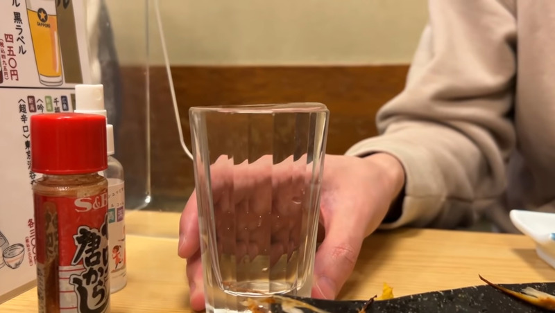 【動画あり】食べログ百名店！全品300円の居酒屋・新橋「大露路」に行ってきた