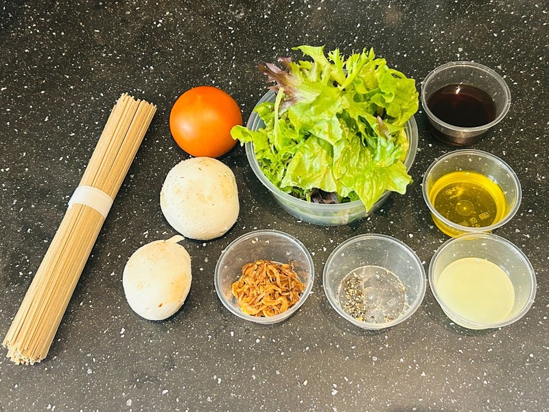 【レシピ】シメにも前菜にも！たっぷり野菜でヘルシーな「サラダ蕎麦」