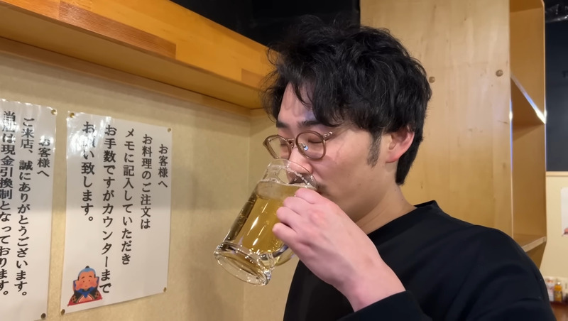 【動画あり】ほとんど100円！？コスパ最高の高円寺「立ち呑み酒場 ももや 」に行ってきた