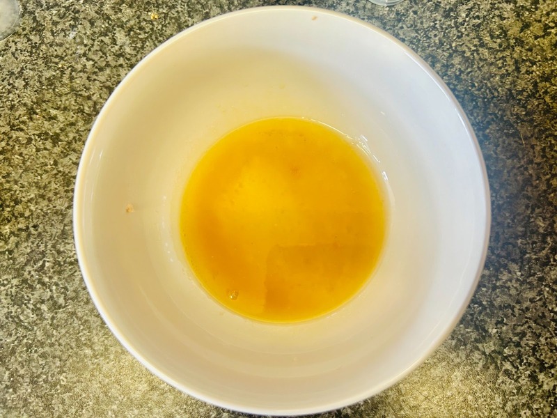 【レシピ】コンビニ食材を簡単アレンジ！「スモークタンの香味和え」