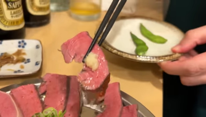 【動画あり】激安すぎて...コスパばぐった立ち飲み屋！神保町「あの字」に行ってきた