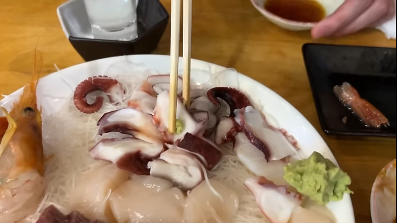 【居酒屋レポ動画】この刺盛りが1500円！？コスパ抜群＆バカ盛り！鐘ヶ淵「魚真」に行ってきた