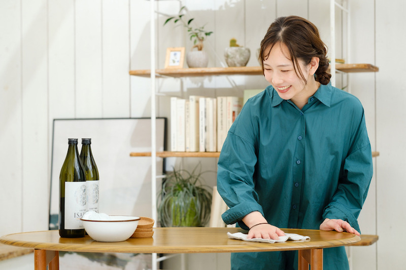 女子会にぴったりなお酒！りんごのような香りのする焼酎「ISAINA」の魅力