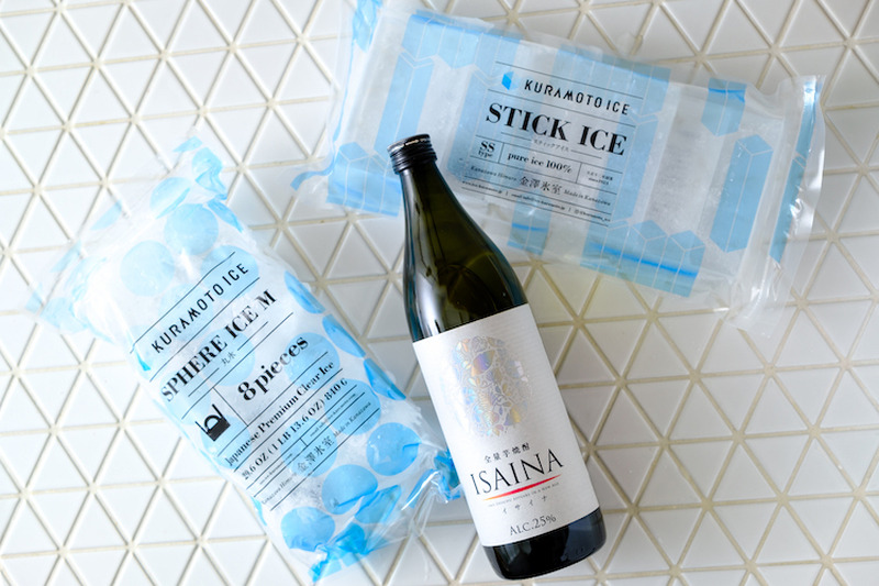 女子会にぴったりなお酒！りんごのような香りのする焼酎「ISAINA」の魅力