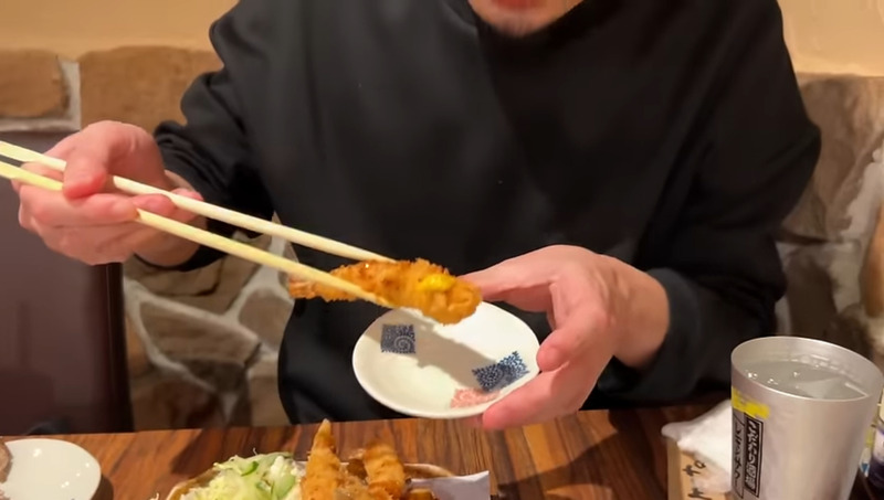 【居酒屋レポ動画】ちょっと...安すぎるよ...。名物の「〇〇鍋」も旨い！酒飲み訪問必須の名酒場・三河島「春駒」に行ってきた