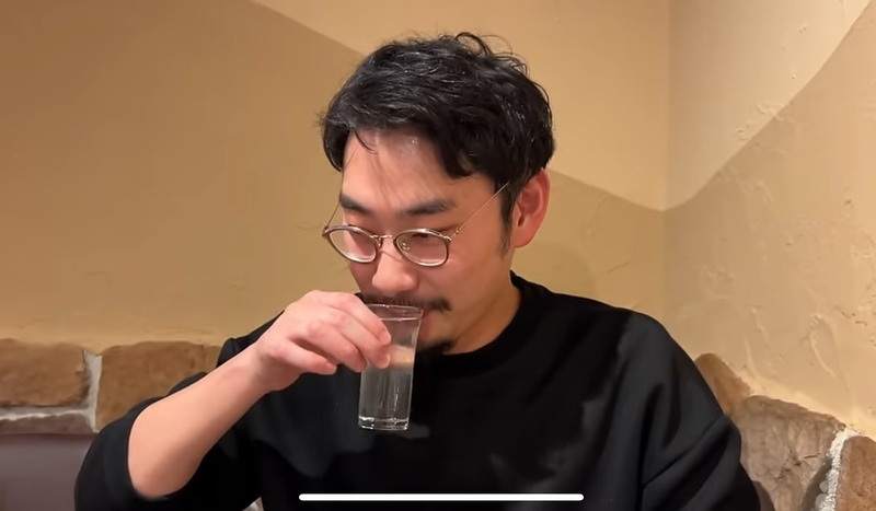 【居酒屋レポ動画】ちょっと...安すぎるよ...。名物の「〇〇鍋」も旨い！酒飲み訪問必須の名酒場・三河島「春駒」に行ってきた