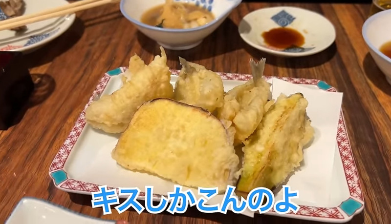 【居酒屋レポ動画】ちょっと...安すぎるよ...。名物の「〇〇鍋」も旨い！酒飲み訪問必須の名酒場・三河島「春駒」に行ってきた