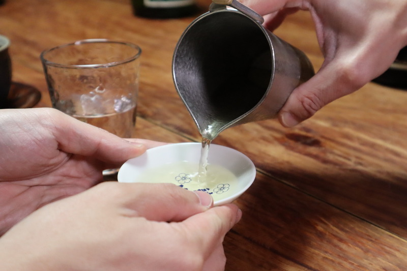 “純米酒の聖地”鳥取の蔵元が教える！本当に美味しい「熱燗」の作り方＆ペアリング