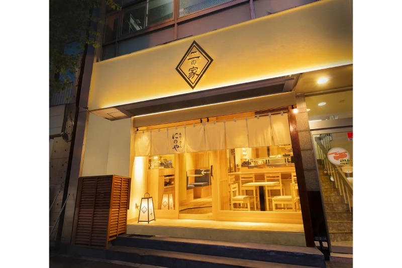 【お酒に合う！絶品の寿司を低コストで楽しめる新店舗】日替わりで様々な地酒を入荷！「寿司トおでん にのや 新橋汐留店」オープン
