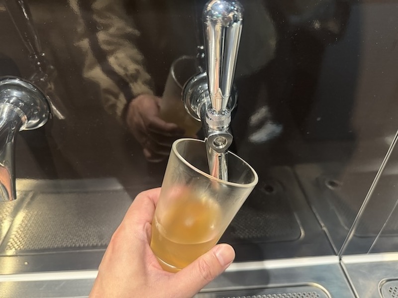 【駅直結！ビール×ゲーセンの最強施設が誕生】クラフトビールを飲みながら自由に楽しめる「EXBAR TOKYO plus 秋葉原」に行ってきた