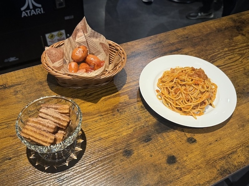 【駅直結！ビール×ゲーセンの最強施設が誕生】クラフトビールを飲みながら自由に楽しめる「EXBAR TOKYO plus 秋葉原」に行ってきた