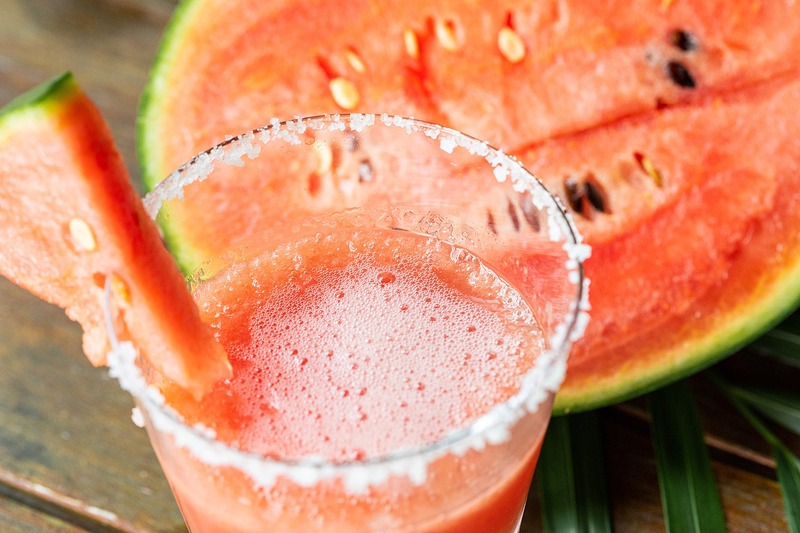 【みなとみらいの海と夜景を一望！】屋上ルーフトップテラスに期間限定バー「THE OCEAN'S BAR」オープン