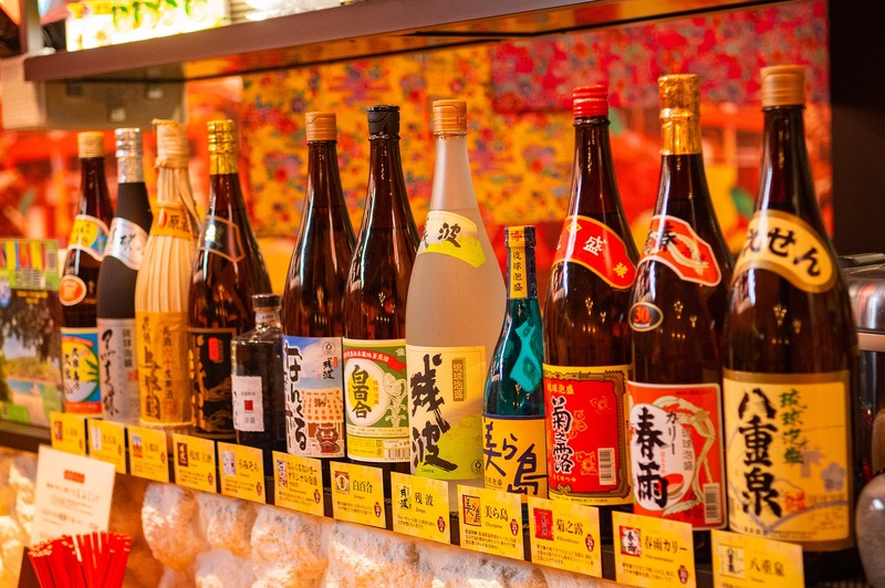 【何杯飲んでも1杯100円！】「九州沖縄料理と炭火焼き ナンクルナイサ きばいやんせー 市川店」オープン