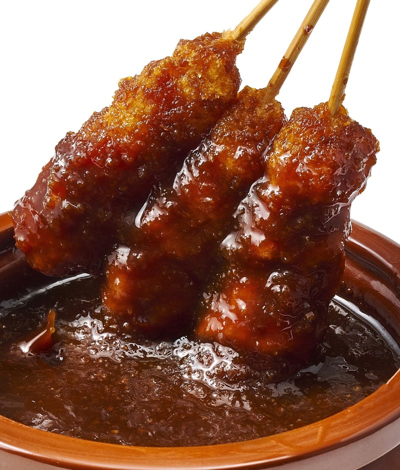 【累計500万本突破！串カツ田中の新名物】1本50円の「無限ニンニクホルモン串」はお酒と相性抜群！