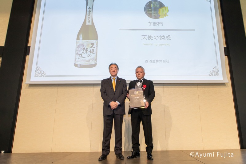 【世界的品評会TWSC2025で最高賞！】日本初の樽貯蔵芋焼酎「天使の誘惑」が快挙