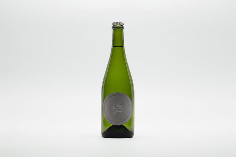 【haccoba＆ミシュラン一つ星LURRA° コラボ】スパークリング日本酒「Topa!」が登場