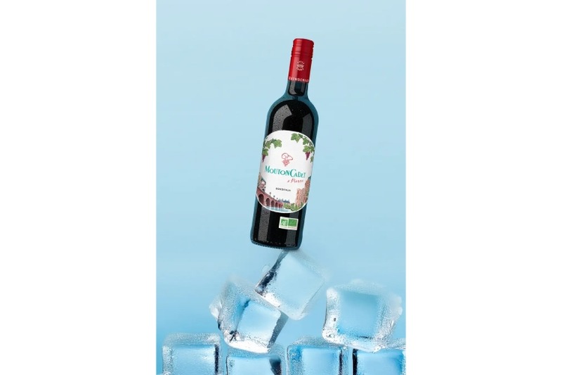 【ボルドーの常識を覆す！冷やして飲む赤ワイン】「ムートン・カデ・ルージュ・オーガニック・バイ・ピエール」販売