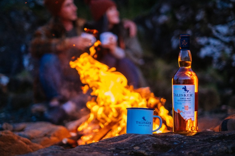 【新潮文庫編集部が厳選！】「タリスカー 10年 文庫本付きギフトパック」が数量限定で発売