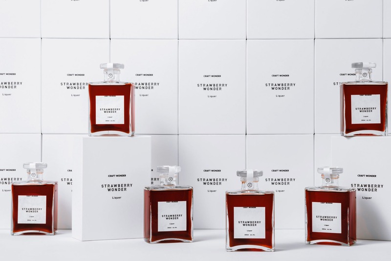 【極上のストロベリーリキュール！】初のホリデー限定ギフト「STRAWBERRY WONDER　Special Christmas Gift Set」販売