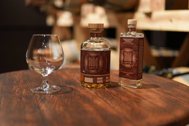 【ロックや奄美民謡を聴かせた熟成酒！】6種の音楽による6タイプの「NISHIHIRA's Sonic Aging」一般販売