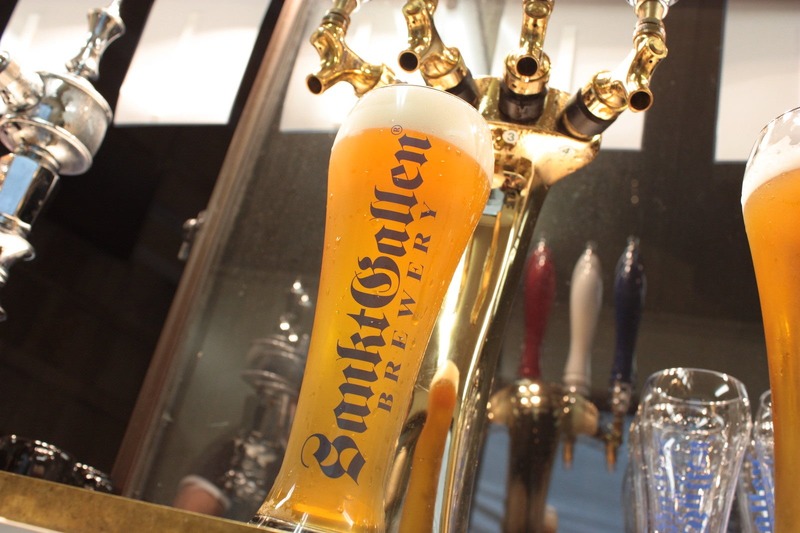 【ヴァイツェンで煮込んだ「白ビール煮込みおでん」登場！】サンクトガーレンタップルームで提供開始