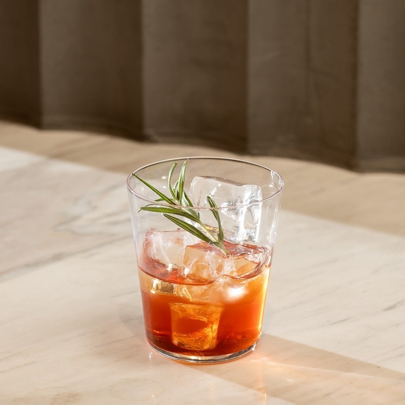 【虎ノ門ヒルズ「T-MARKET」で「シーバスリーガル」を！】「シーバスリーガル ミズナラ 12年」のタイアップフェアが開催