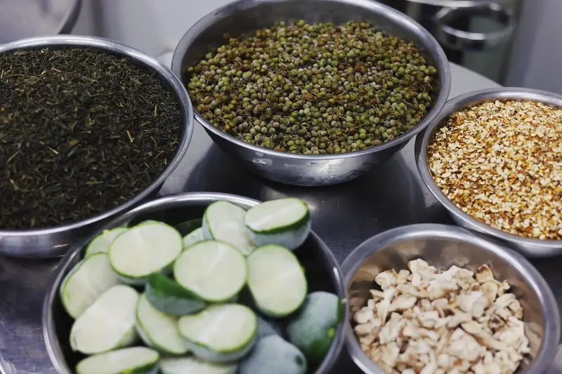 ハウス食品グループ×エシカル・スピリッツが共同開発「Spirits of Terroir -高千穂郷・奥阿蘇 山椒-」