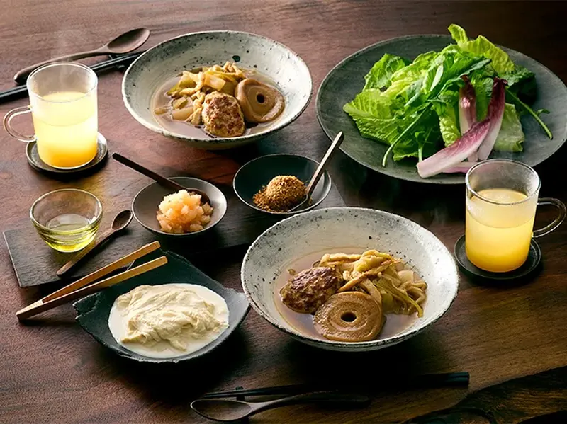 ロック・フィールドが梅乃宿酒造とコラボ「和さらだと季節のお酒」定期便を販売開始