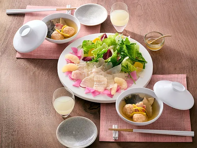 ロック・フィールドが梅乃宿酒造とコラボ「和さらだと季節のお酒」定期便を販売開始