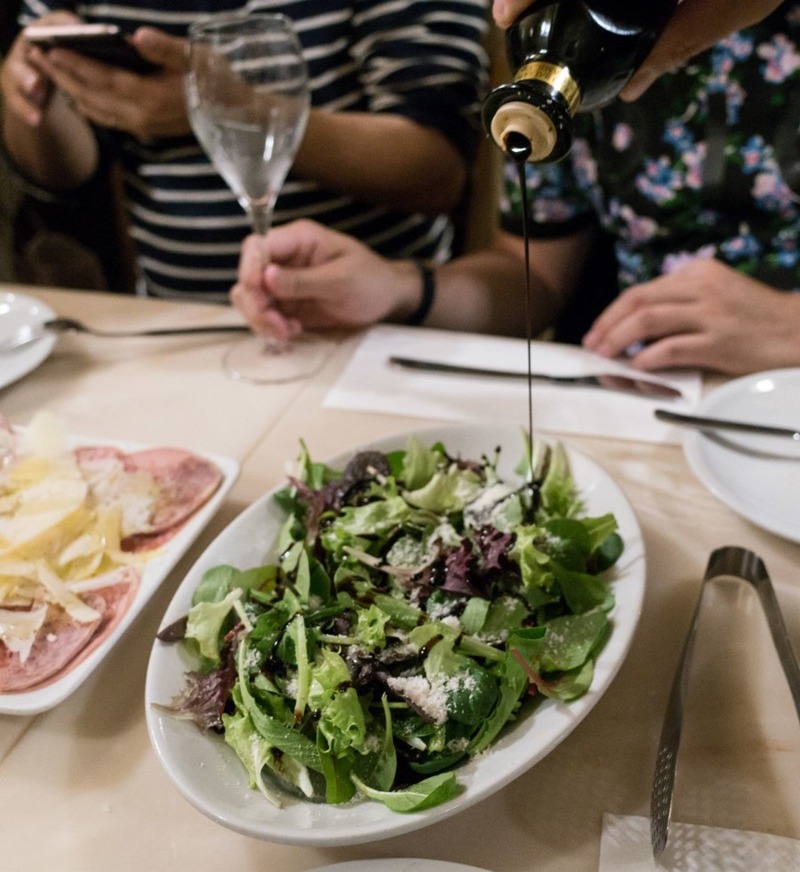 ピザは飲み物。本当です。「イル・ペンティート」（南新宿）のピザは飲めるのです