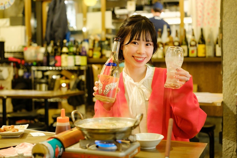 東京で九州の離島を旅する。インフルエンサー・りおレモンが体験する、新感覚のはしご酒とメタバース「しまのみ」の魅力