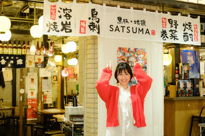 東京で九州の離島を旅する。インフルエンサー・りおレモンが体験する、新感覚のはしご酒とメタバース「しまのみ」の魅力