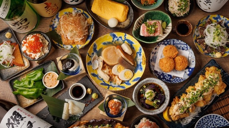 時間無制限飲み放題が1,380円から！日本酒原価酒蔵・個室居酒屋 天日【4/30まで】