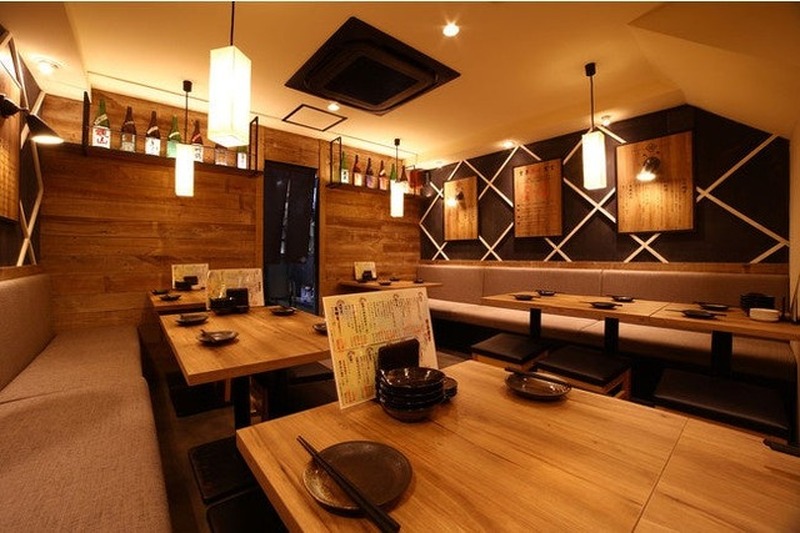 時間無制限飲み放題が1,380円から！日本酒原価酒蔵・個室居酒屋 天日【4/30まで】