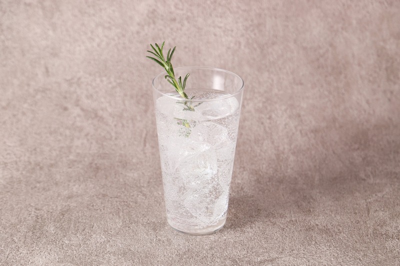 【正解したら全額還元！】原材料を一部非公開にしたクラフトジン「なぞGIN」が販売