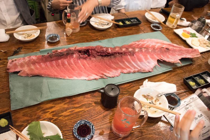 ここがお魚天国か……！「マグロマート」で最高にうまいマグロを味わってきた（中野）