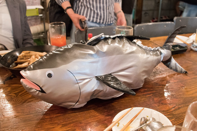 ここがお魚天国か……！「マグロマート」で最高にうまいマグロを味わってきた（中野）