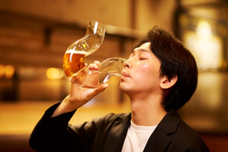 【ビールだけ飲むと倒れるグラス！】「ふらつくビアグラス by よなよなエール」予約販売開始