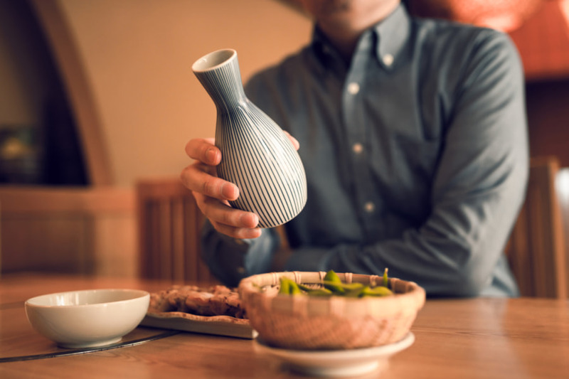 日本酒、ワインで悪酔いするあなたへ、醸造酒はなぜ悪酔いしやすいのかを説明してみた